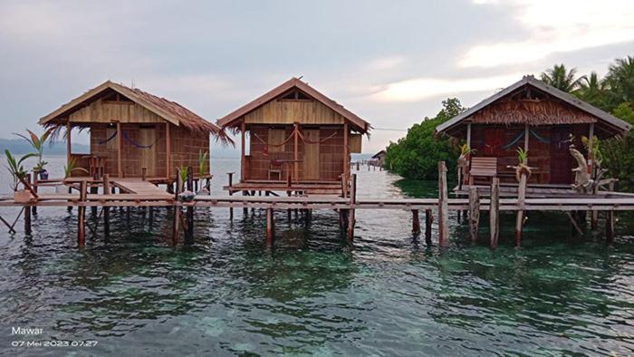 Mawar Homestay Besir Zewnętrze zdjęcie